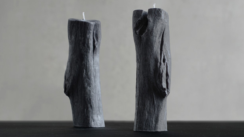 Illustration for article titled The Extra Glow Of Charcoal Candles Is Really Mesmerizing